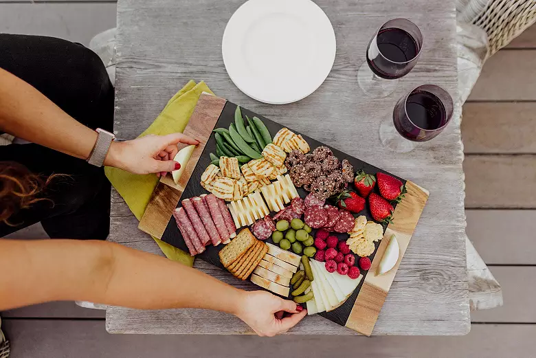 Picnic Time Los Angeles Rams Covina Serving Tray