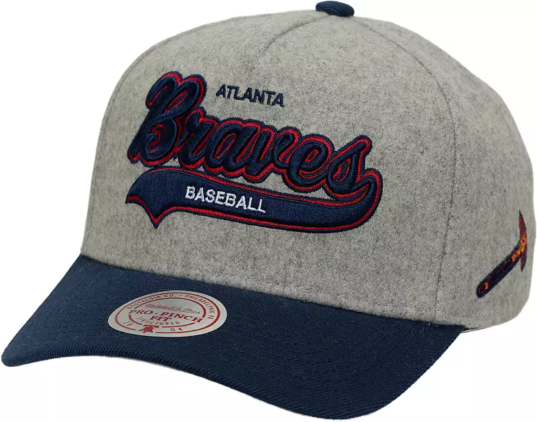 Mitchell & Ness Adult Atlanta Braves Grey Tailsweep Snapback Hat