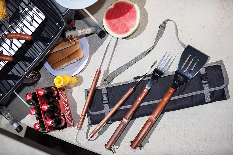 Picnic Time Texas Rangers 3-Piece BBQ Grill Set and Tote 4 Picnic Time Texas Rangers 3-Piece BBQ Grill Set and Tote