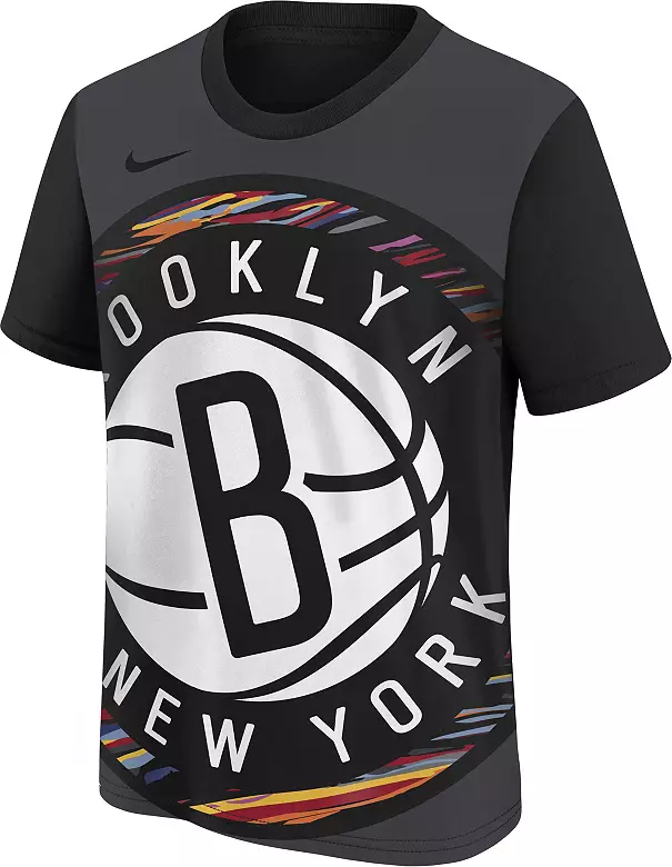 Nike Youth 2025-26 City Edition Brooklyn Nets Big Logo M90 T-Shirt 1 Nike Youth 2025-26 City Edition Brooklyn Nets Big Logo M90 T-Shirt